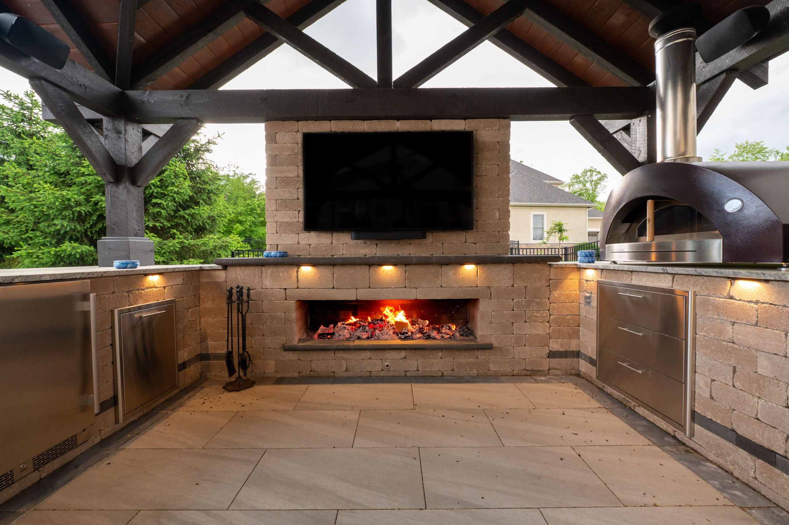 Outdoor kitchen & fire in Central Ohio